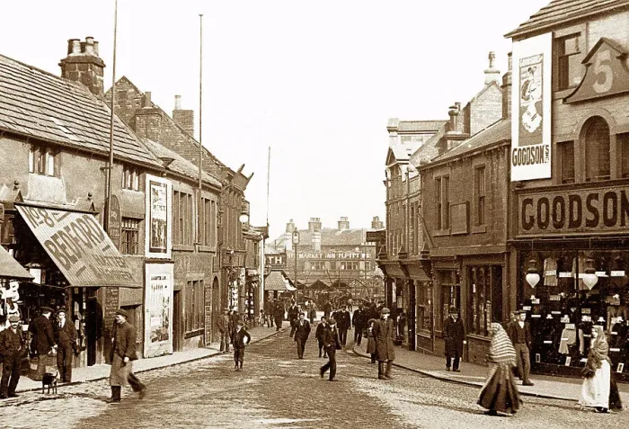 Framed Print : Barnsley Queen Street early 1900s Framed Print : Barnsley Queen Street early 1900s