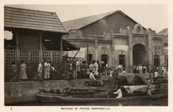 Framed Print : Barranquilla, Colombia - Fruit Market Framed Print : Barranquilla, Colombia - Fruit Market