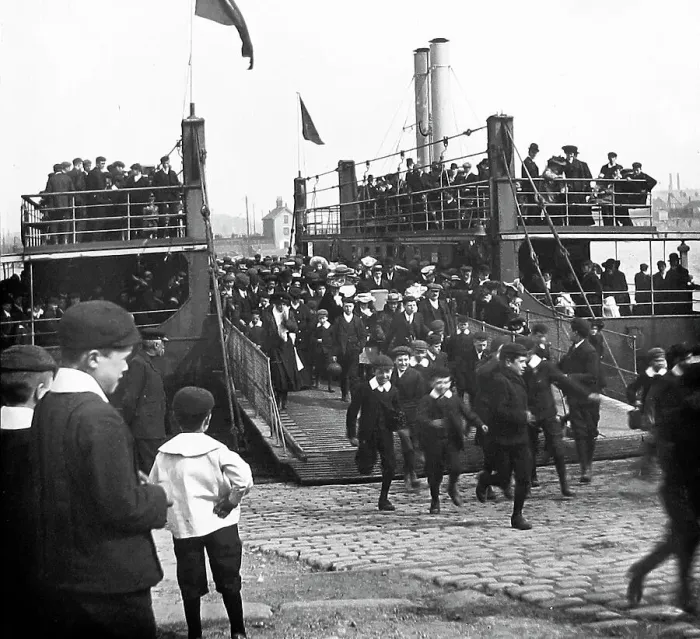 Framed Print : Barrow-in-Furness to Walney Island Ferry early 1900s Framed Print : Barrow-in-Furness to Walney Island Ferry early 1900s