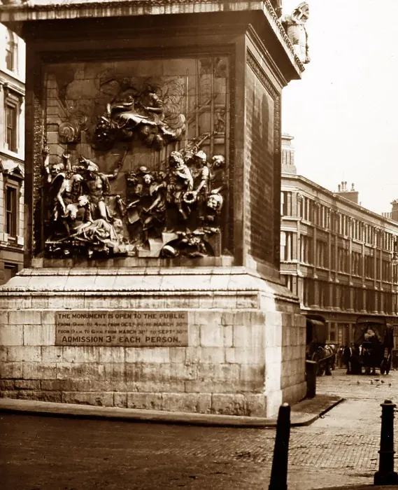 Framed Print : Base of the Monument, London Framed Print : Base of the Monument, London