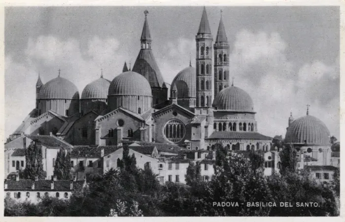 Framed Print : Basilica del Santo - Padua, Italy Framed Print : Basilica del Santo - Padua, Italy