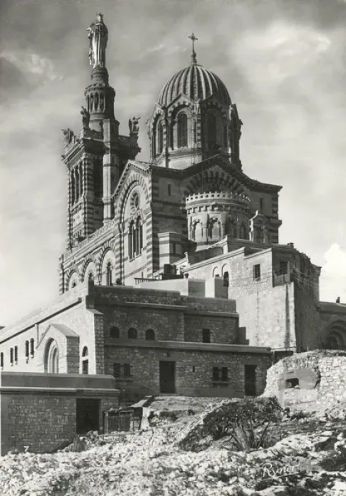 Framed Print : Basilique de Notre Dame de la Garde - Marseille, France Framed Print : Basilique de Notre Dame de la Garde - Marseille, France