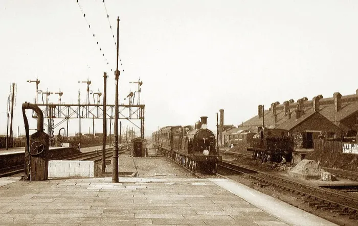 Framed Print : Basingstoke Railway Station early 1900s Framed Print : Basingstoke Railway Station early 1900s