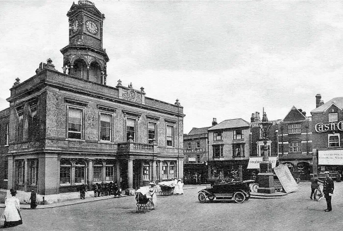 Framed Print : Basingstoke Town Hall probably 1920s Framed Print : Basingstoke Town Hall probably 1920s