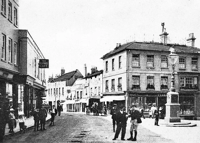 Framed Print : Basingstoke, Winchester Street Framed Print : Basingstoke, Winchester Street