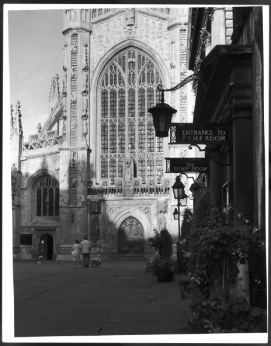 Framed Print : Bath Cathedral 1950S Framed Print : Bath Cathedral 1950S