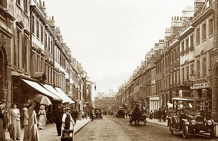 Framed Print : Bath, Milsom Street Framed Print : Bath, Milsom Street