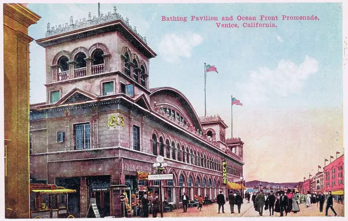 Framed Print : Bathing Pavilion and Ocean Front Promenade, Venice Beach Framed Print : Bathing Pavilion and Ocean Front Promenade, Venice Beach