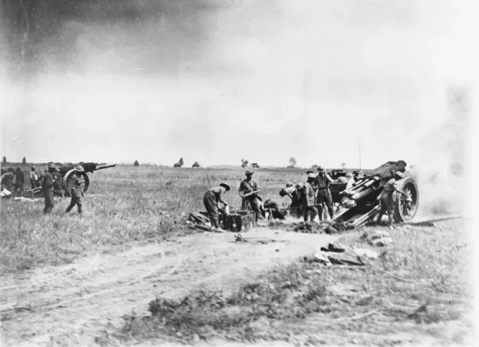 Framed Print : Battle of Amiens 1918 Framed Print : Battle of Amiens 1918