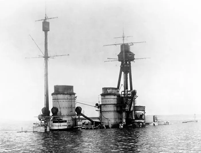 Framed Print : Battle Cruiser Hindenburg, Scapa Flow, Orkney Framed Print : Battle Cruiser Hindenburg, Scapa Flow, Orkney