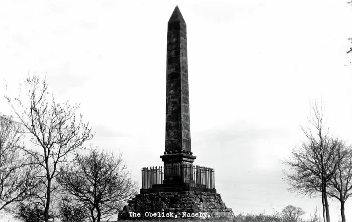 Framed Print : Battle of Naseby Memorial Obelisk, Northamptonshire Framed Print : Battle of Naseby Memorial Obelisk, Northamptonshire