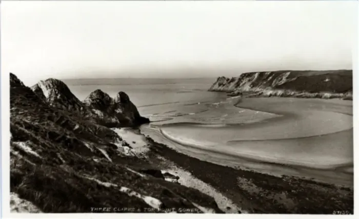 Framed Print : The Bay, Three Cliffs Bay, Glamorgan Framed Print : The Bay, Three Cliffs Bay, Glamorgan