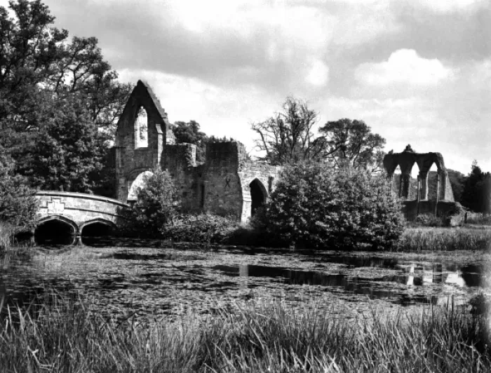 Framed Print : Bayham Abbey Framed Print : Bayham Abbey