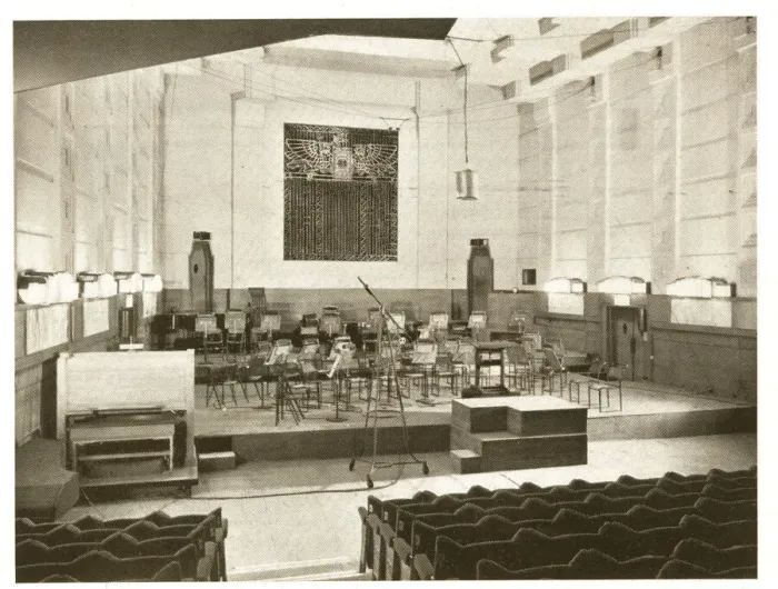 Framed Print : BBC Broadcasting House, Concert Hall Stage Framed Print : BBC Broadcasting House, Concert Hall Stage