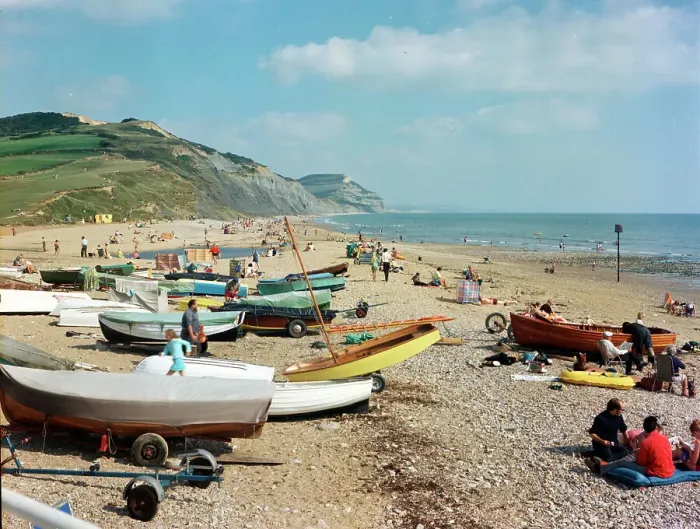 Framed Print : The beach, Charmouth Framed Print : The beach, Charmouth