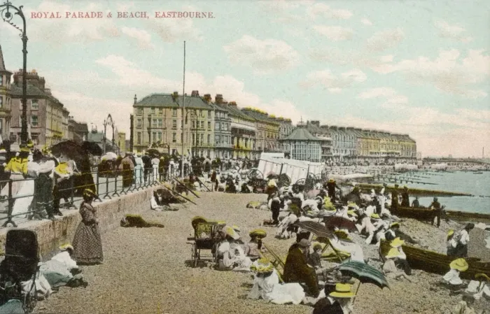 Framed Print : Beach at Eastbourne Framed Print : Beach at Eastbourne