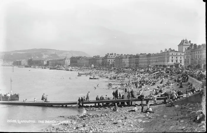 Framed Print : The Beach at Llandudno Framed Print : The Beach at Llandudno