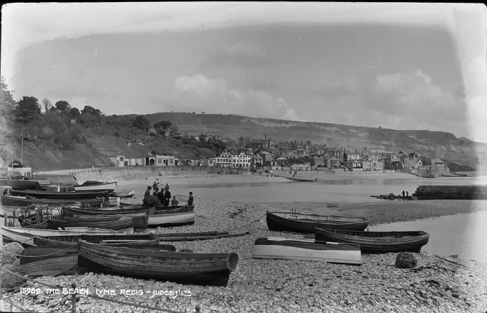 Framed Print : The Beach at Lyme Regis