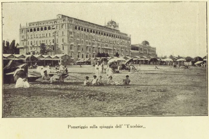 Framed Print : The beach near the Excelsior Hotel, Lido, Venice, 1924 Framed Print : The beach near the Excelsior Hotel, Lido, Venice, 1924
