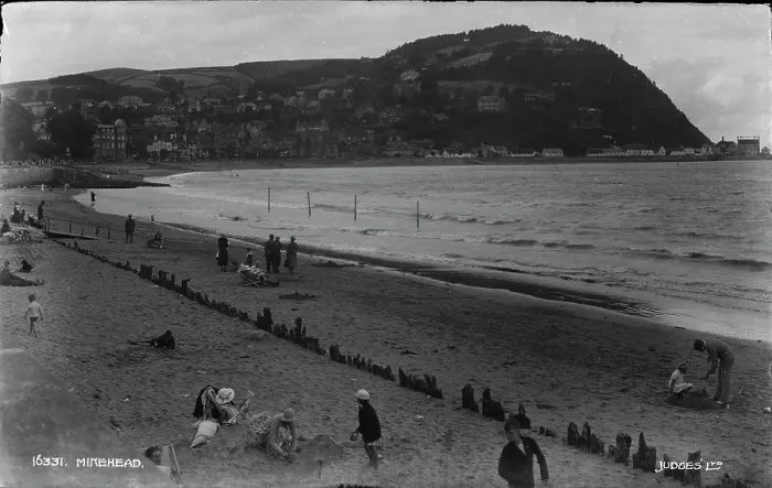 Framed Print : Beach Scene at Minehead Framed Print : Beach Scene at Minehead