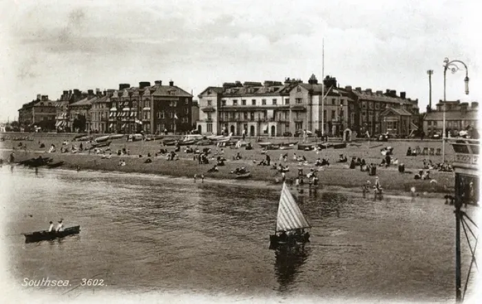 Framed Print : The Beach at Southsea, Portsmouth, Hampshire, England Framed Print : The Beach at Southsea, Portsmouth, Hampshire, England