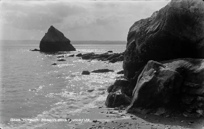 Framed Print : Beacon Cove at Torquay