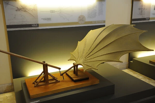 Beating wing. Study by Leonardo da Vinci. Model by Mario Alb