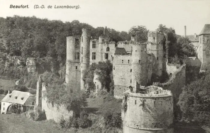 Framed Print : Beaufort - Luxembourg - Castle ruins Framed Print : Beaufort - Luxembourg - Castle ruins