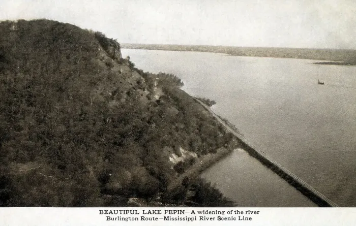 Framed Print : Beautiful Lake Pepin - A widening of the river Framed Print : Beautiful Lake Pepin - A widening of the river