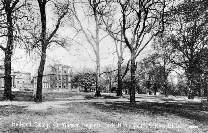 Framed Print : Bedford College for Women, Regents Park, London Framed Print : Bedford College for Women, Regents Park, London