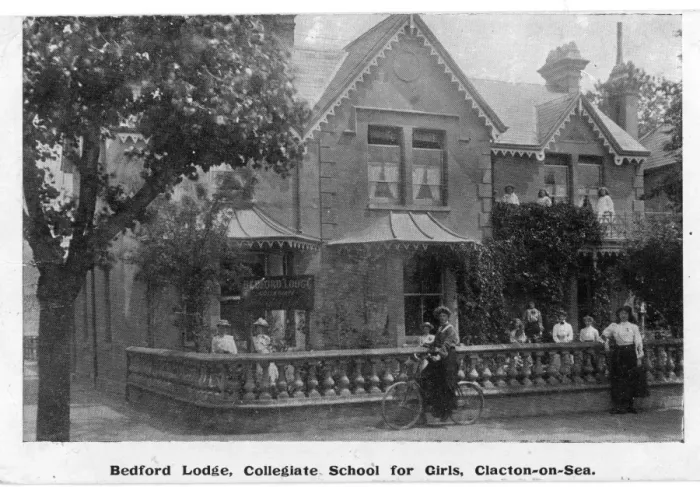Framed Print : Bedford Lodge School Framed Print : Bedford Lodge School