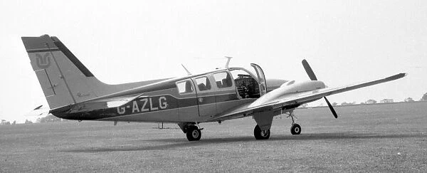 Beechcraft 58 Baron G-AZLG
