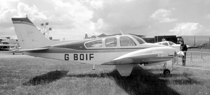 Framed Print : Beechcraft 95-B55 Baron G-BOIF Framed Print : Beechcraft 95-B55 Baron G-BOIF
