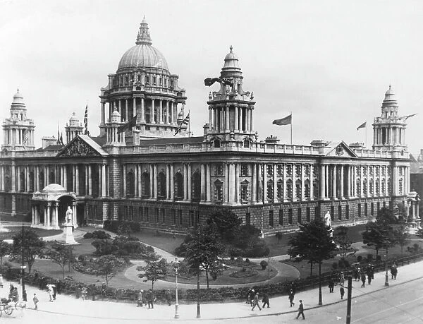 Belfast City Hall, Northern Ireland. Date: 1930s