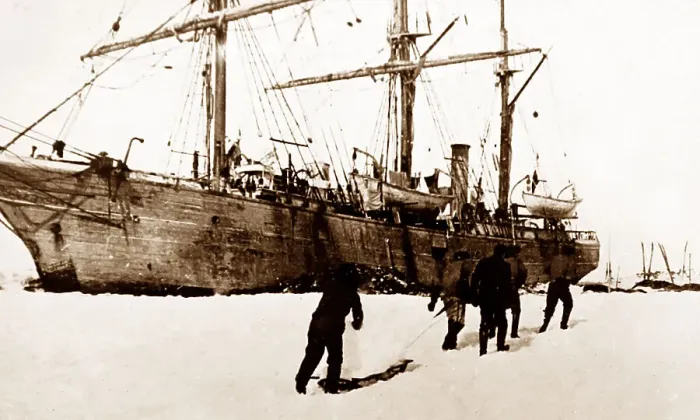 Framed Print : Belgian antarctic expedition 1897-8, fetching Framed Print : Belgian antarctic expedition 1897-8, fetching