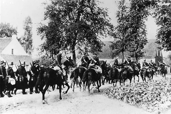 Belgian infantry and cavalry retreat from Antwerp, WW1