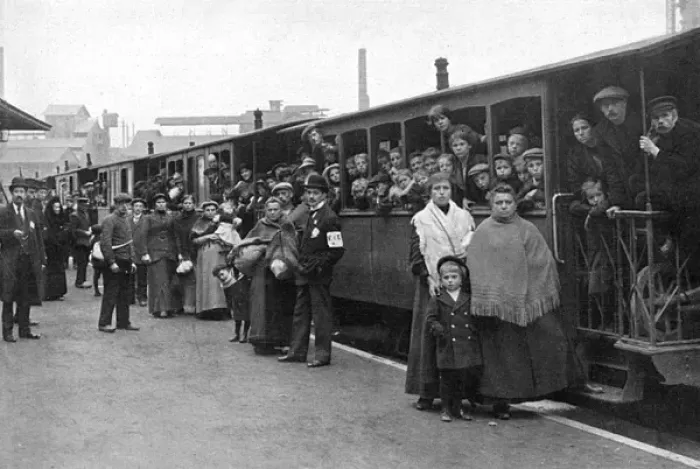 Framed Print : Belgian refugees leaving Antwerp for England 1914 Framed Print : Belgian refugees leaving Antwerp for England 1914