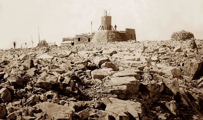 Framed Print : Ben Nevis Observatory - Victorian period Framed Print : Ben Nevis Observatory - Victorian period