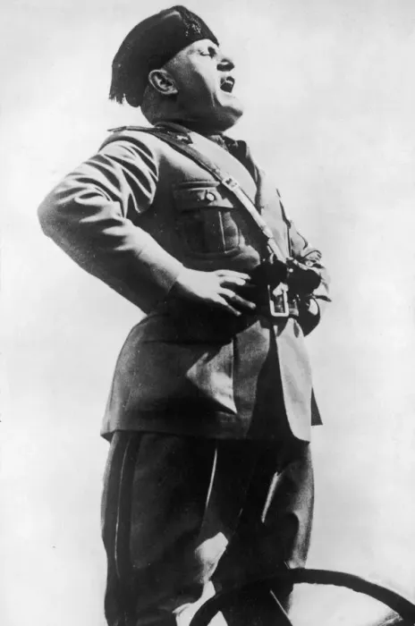 Framed Print : BENITO MUSSOLINI Framed Print : BENITO MUSSOLINI
