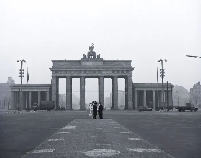 Framed Print : Berlin. Brandenburg Gate looking towards the West symbol of German division Framed Print : Berlin. Brandenburg Gate looking towards the West symbol of German division