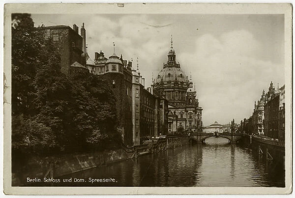 Berlin, German - Schloss und Dom - River Spree