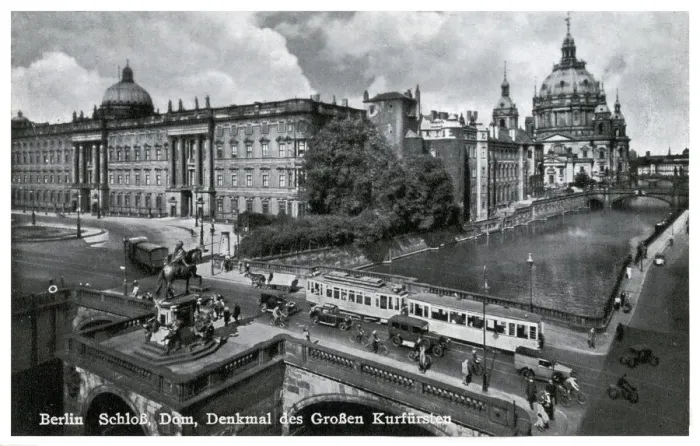 Framed Print : Berlin, Germany - River Spree, Dom and Palace Framed Print : Berlin, Germany - River Spree, Dom and Palace