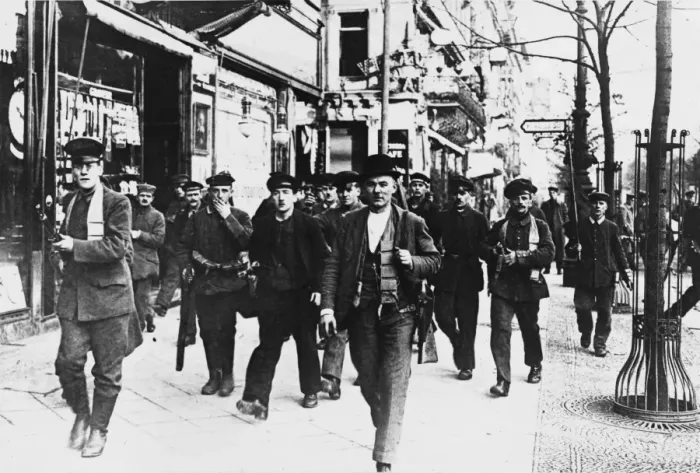 Framed Print : Berlin Revolution 1918 Framed Print : Berlin Revolution 1918