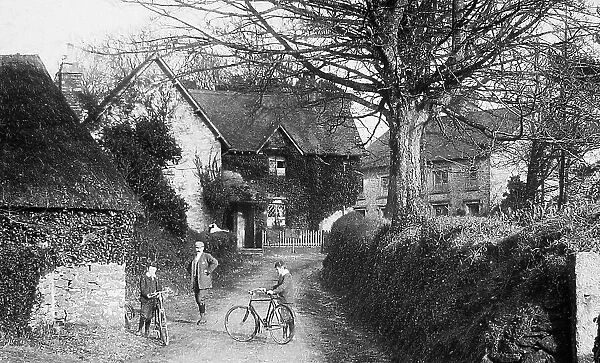 Berry Pomery Lodge early 1900s