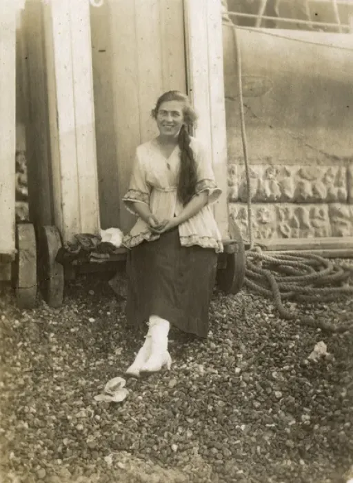 Framed Print : Bessie Benson photographed in front of her Bathing Machine Framed Print : Bessie Benson photographed in front of her Bathing Machine