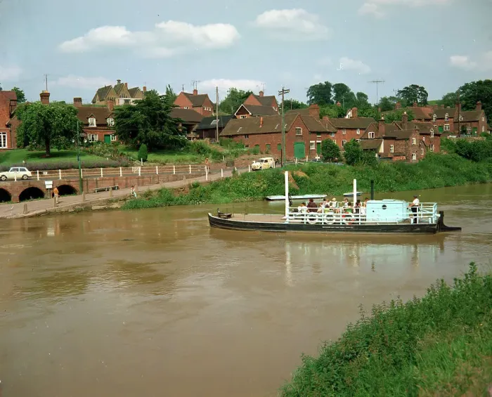 Framed Print : Bewdley - Arley Ferry, River Severn Framed Print : Bewdley - Arley Ferry, River Severn