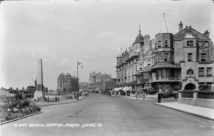 Framed Print : Bexhill Central Parade Framed Print : Bexhill Central Parade