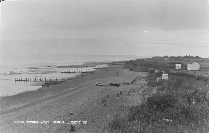 Framed Print : Bexhill West Beach Framed Print : Bexhill West Beach