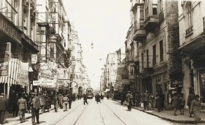 Framed Print : Beyoglu - Istanbul, Turkey Framed Print : Beyoglu - Istanbul, Turkey