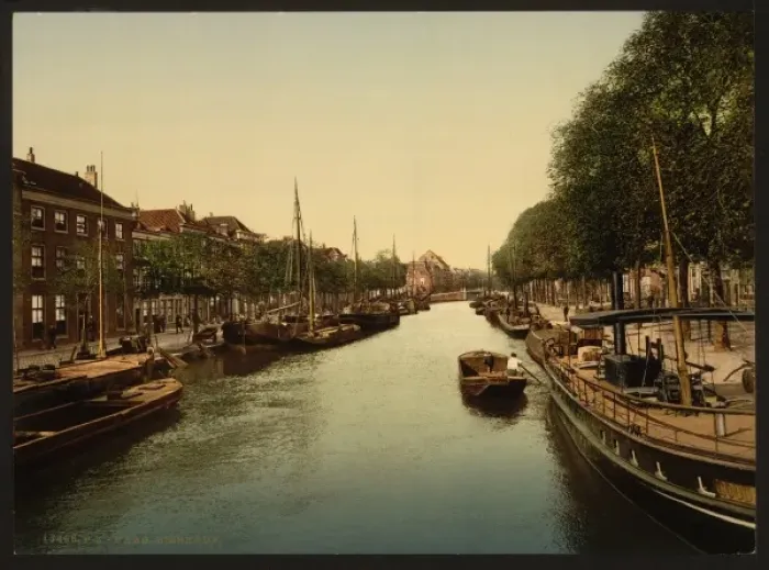Framed Print : Bier Quay (canal), Hague, Holland Framed Print : Bier Quay (canal), Hague, Holland